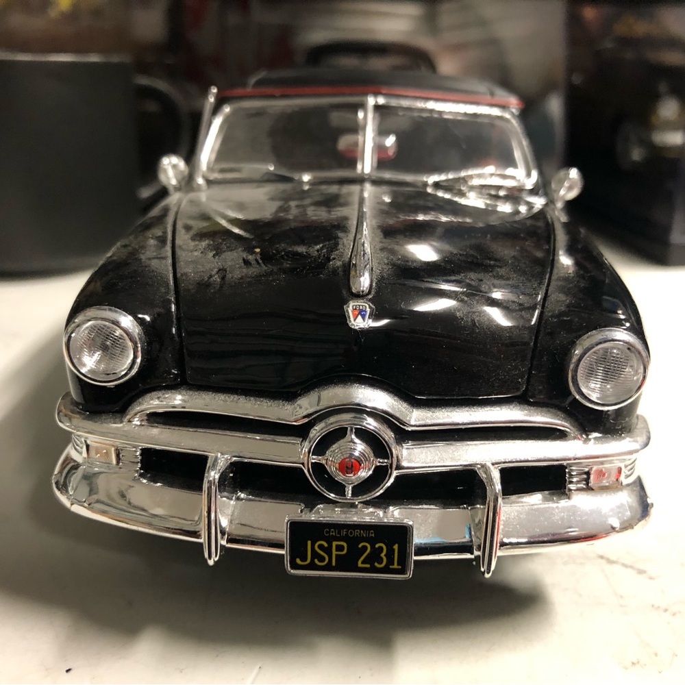 USED Maisto Special Edition 1950 Ford Metal Diecast Car 2 Door Coupe 1:18